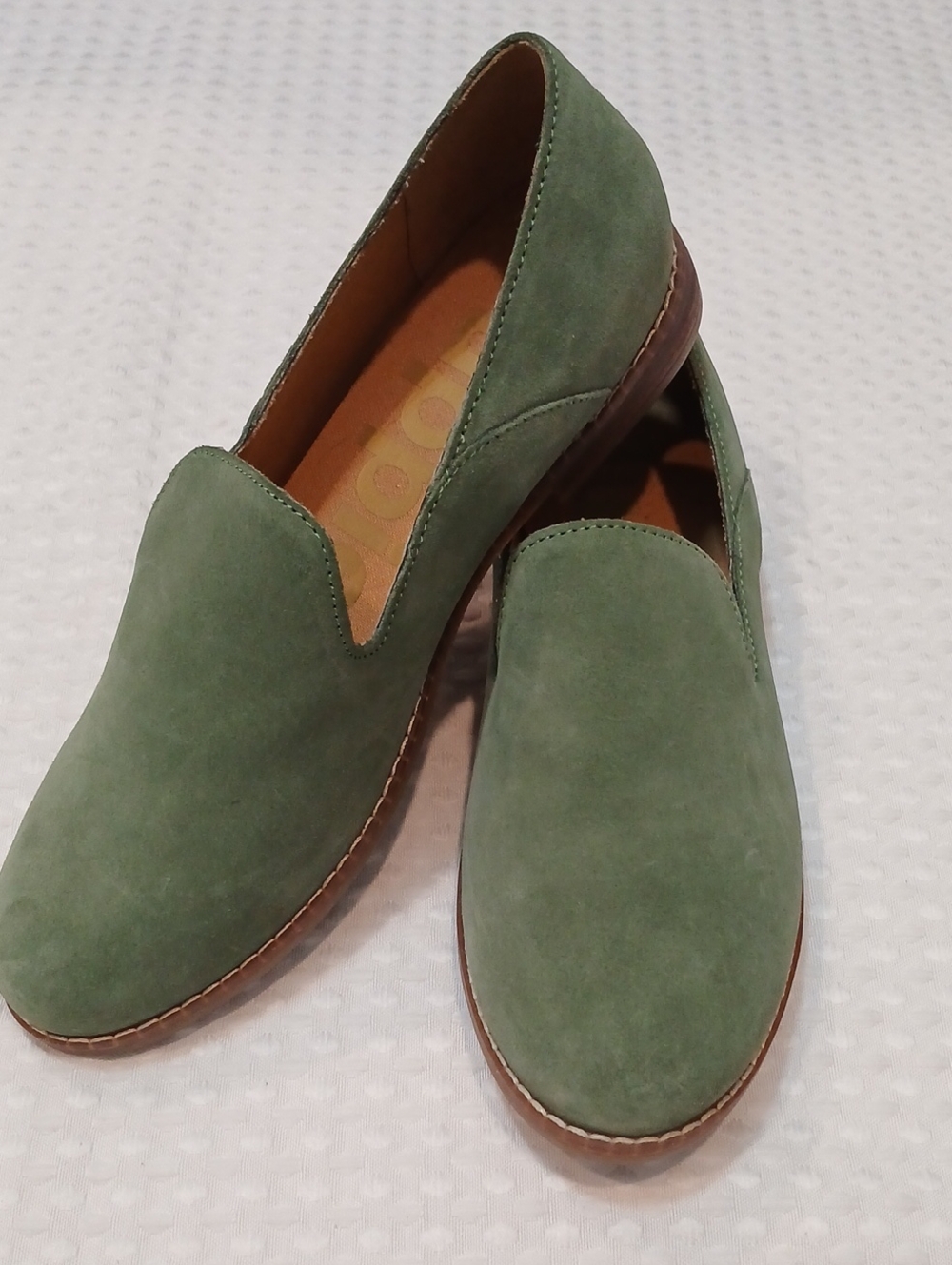Hush Puppies Wren Loafer Moss Green Women Size 8